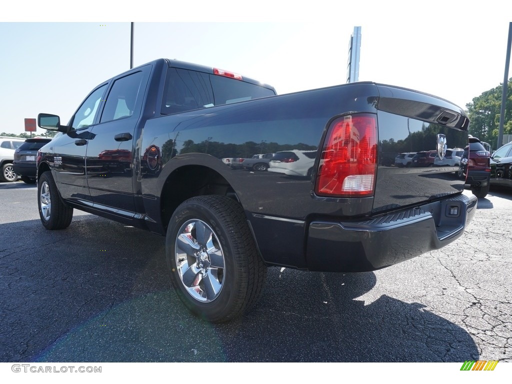 2019 1500 Classic Express Crew Cab 4x4 - Maximum Steel Metallic / Black/Diesel Gray photo #14