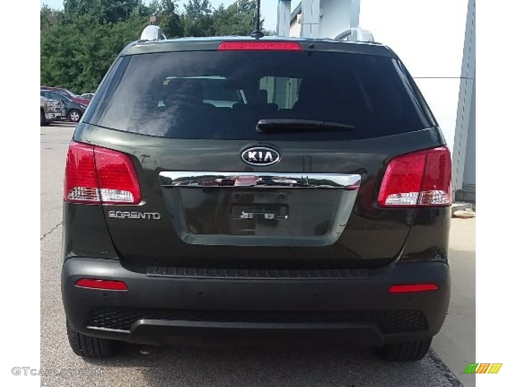 2013 Sorento LX V6 - Tuscan Olive / Black photo #4