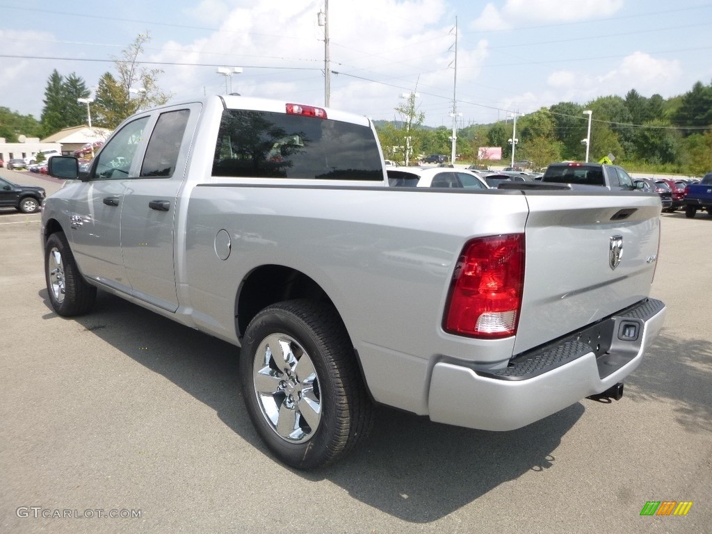 2019 1500 Classic Express Quad Cab 4x4 - Bright Silver Metallic / Black/Diesel Gray photo #3