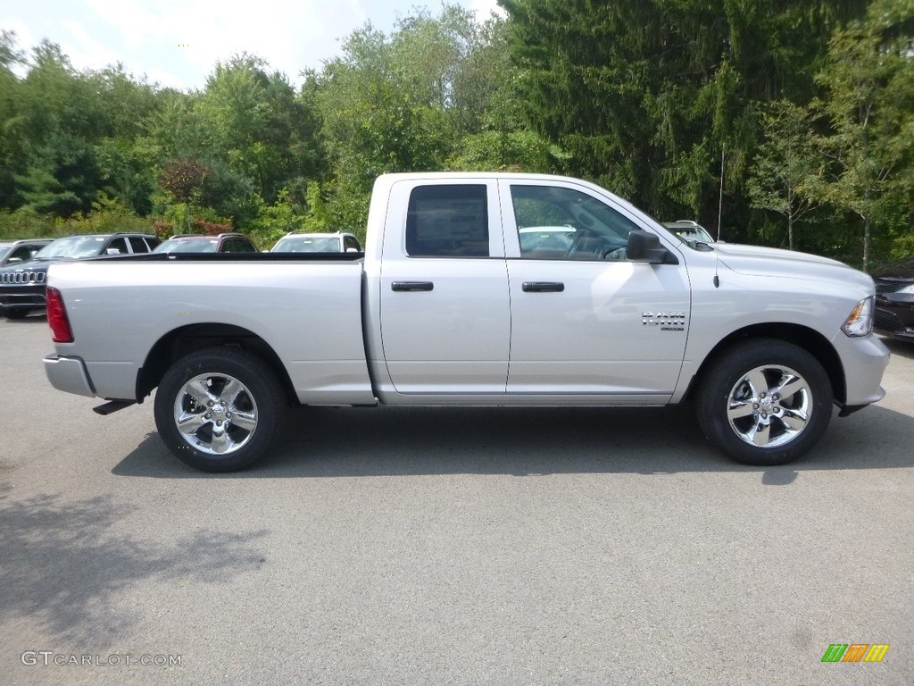 2019 1500 Classic Express Quad Cab 4x4 - Bright Silver Metallic / Black/Diesel Gray photo #6