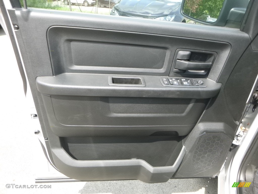 2019 1500 Classic Express Quad Cab 4x4 - Bright Silver Metallic / Black/Diesel Gray photo #15