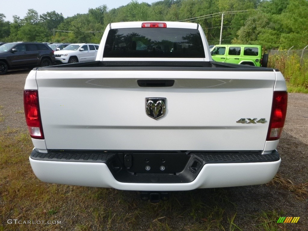 2019 1500 Classic Express Quad Cab 4x4 - Bright White / Black/Diesel Gray photo #4