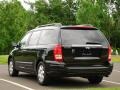 2007 Galaxy Black Hyundai Entourage SE  photo #28