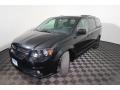 Black Onyx - Grand Caravan GT Photo No. 8