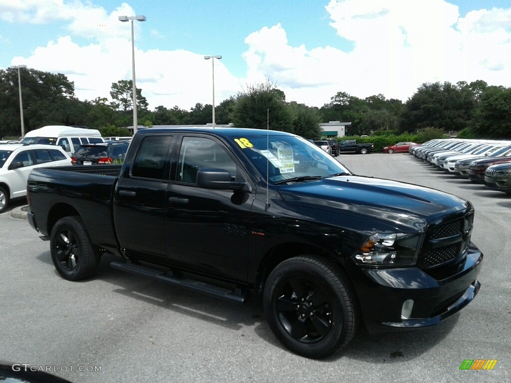 2018 1500 Express Quad Cab 4x4 - Brilliant Black Crystal Pearl / Black/Diesel Gray photo #7
