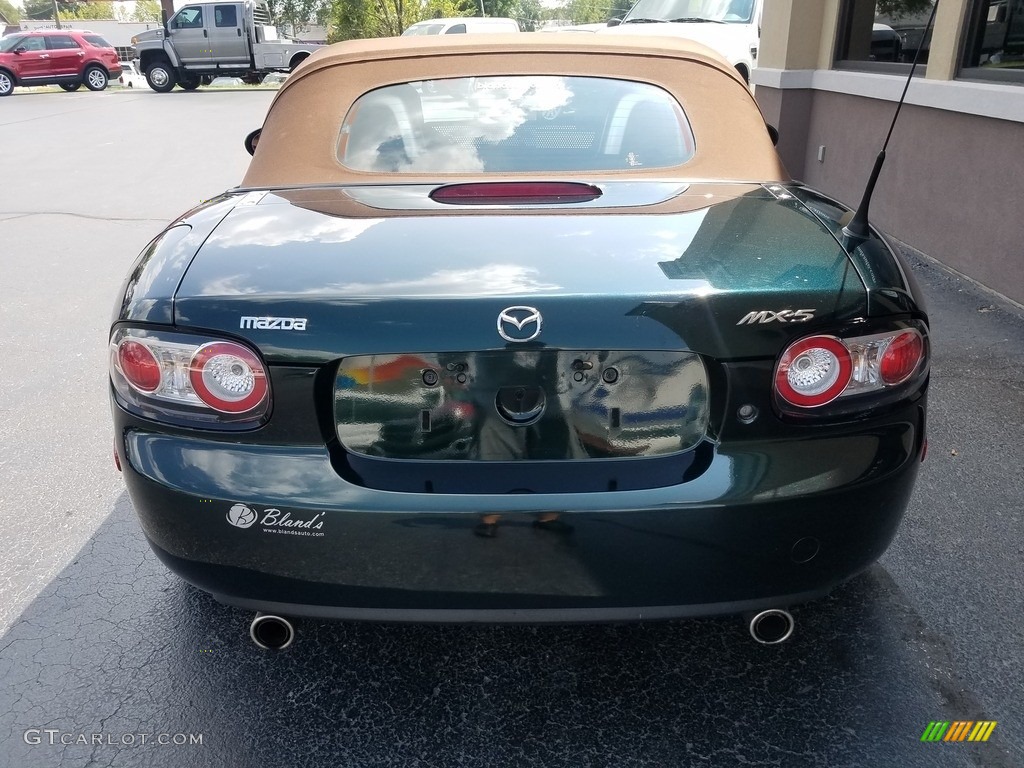2007 MX-5 Miata Grand Touring Roadster - Highland Green / Tan photo #26