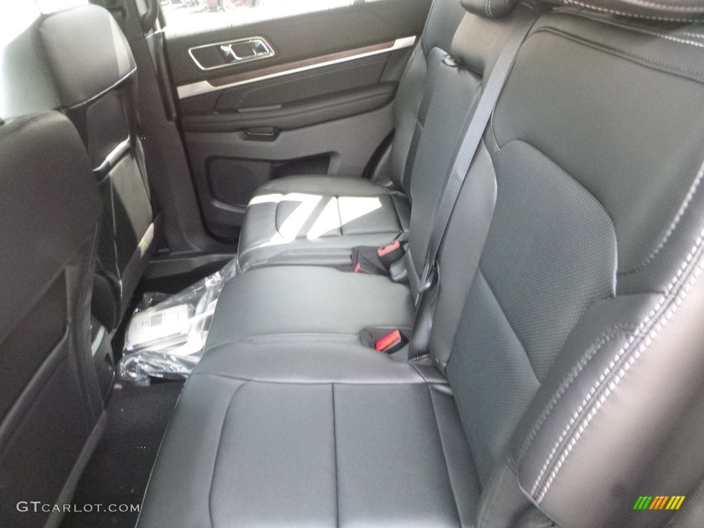 2018 Explorer Limited 4WD - White Platinum / Ebony Black photo #8