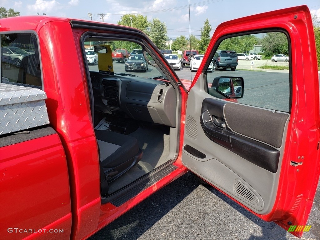 2008 Ranger XLT Regular Cab - Torch Red / Medium Dark Flint photo #25
