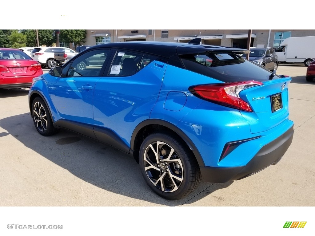 Blue Flame 2019 Toyota C-HR XLE Exterior Photo #129071043