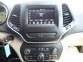 2019 Light Brownstone Pearl Jeep Cherokee Latitude 4x4  photo #15