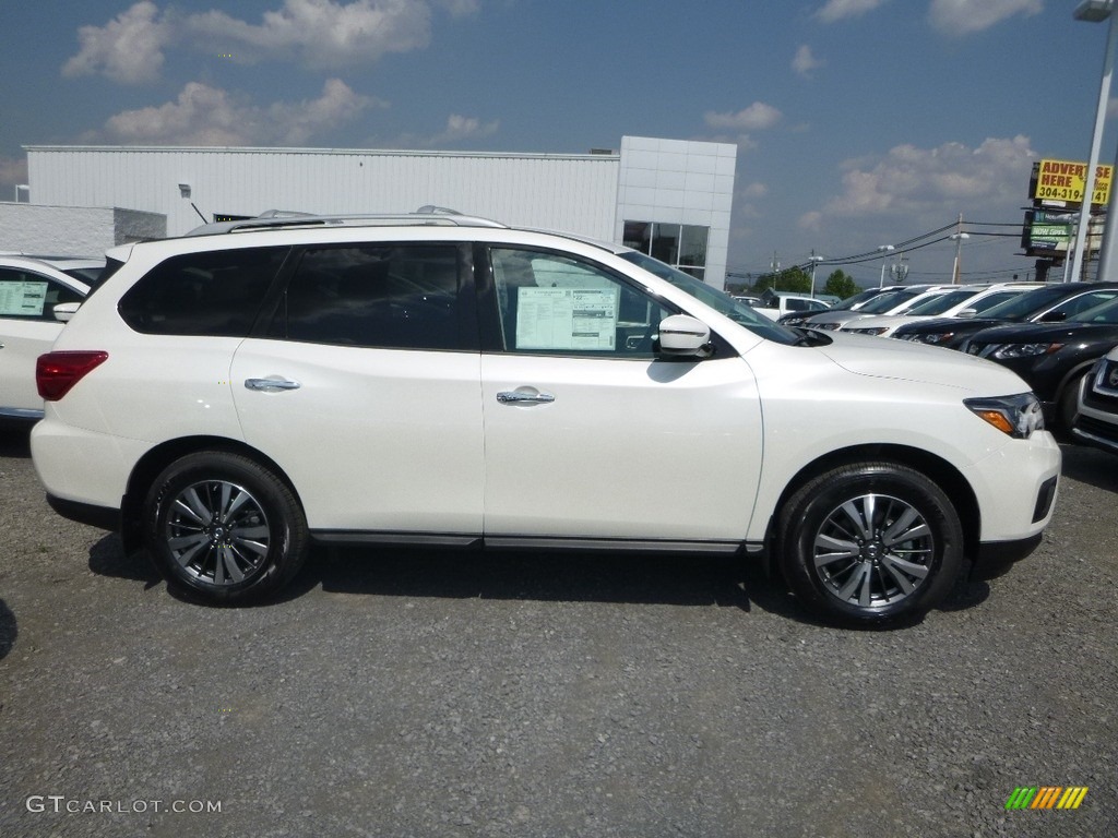 2018 Pathfinder SV 4x4 - Pearl White / Charcoal photo #3