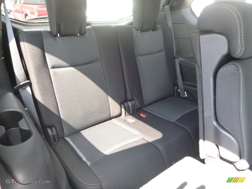 2018 Pathfinder SV 4x4 - Pearl White / Charcoal photo #13
