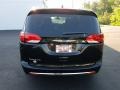 2018 Brilliant Black Crystal Pearl Chrysler Pacifica Touring L  photo #5