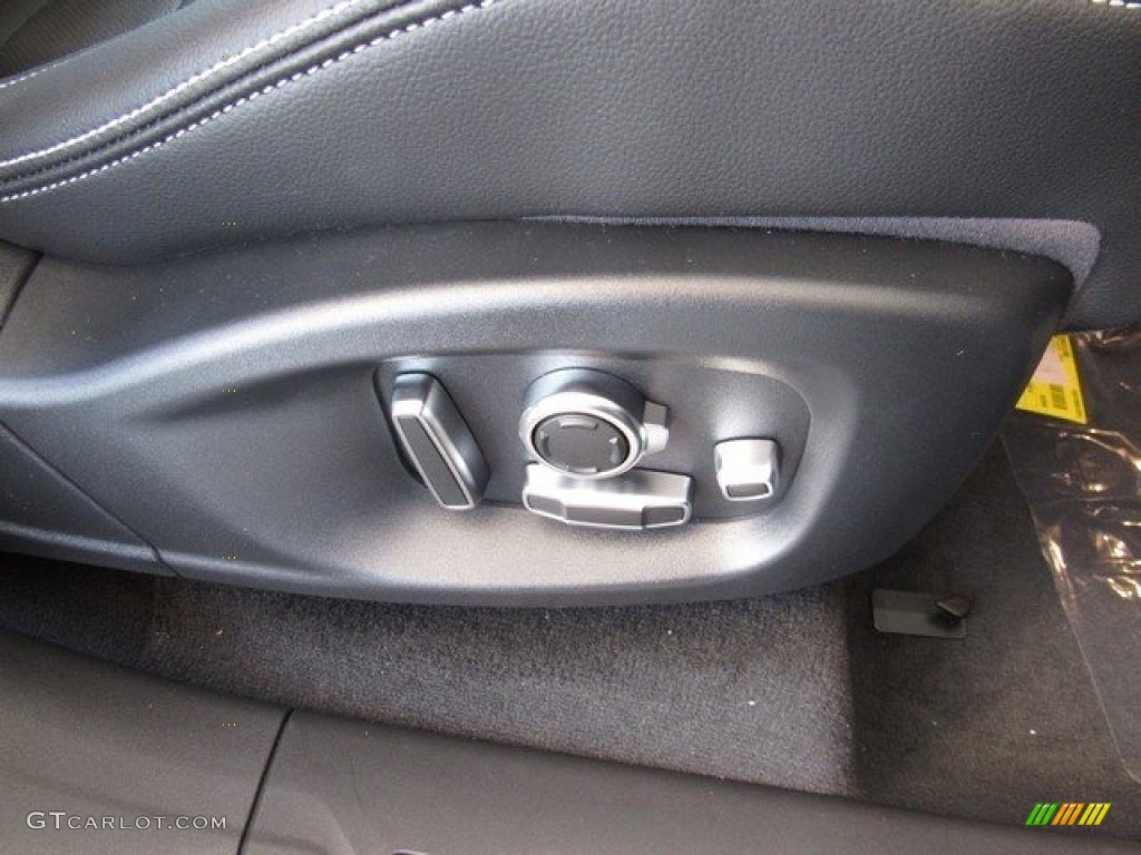 2019 Jaguar F-PACE S AWD Controls Photo #129077955