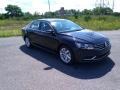 Deep Black Pearl - Passat SE Photo No. 2