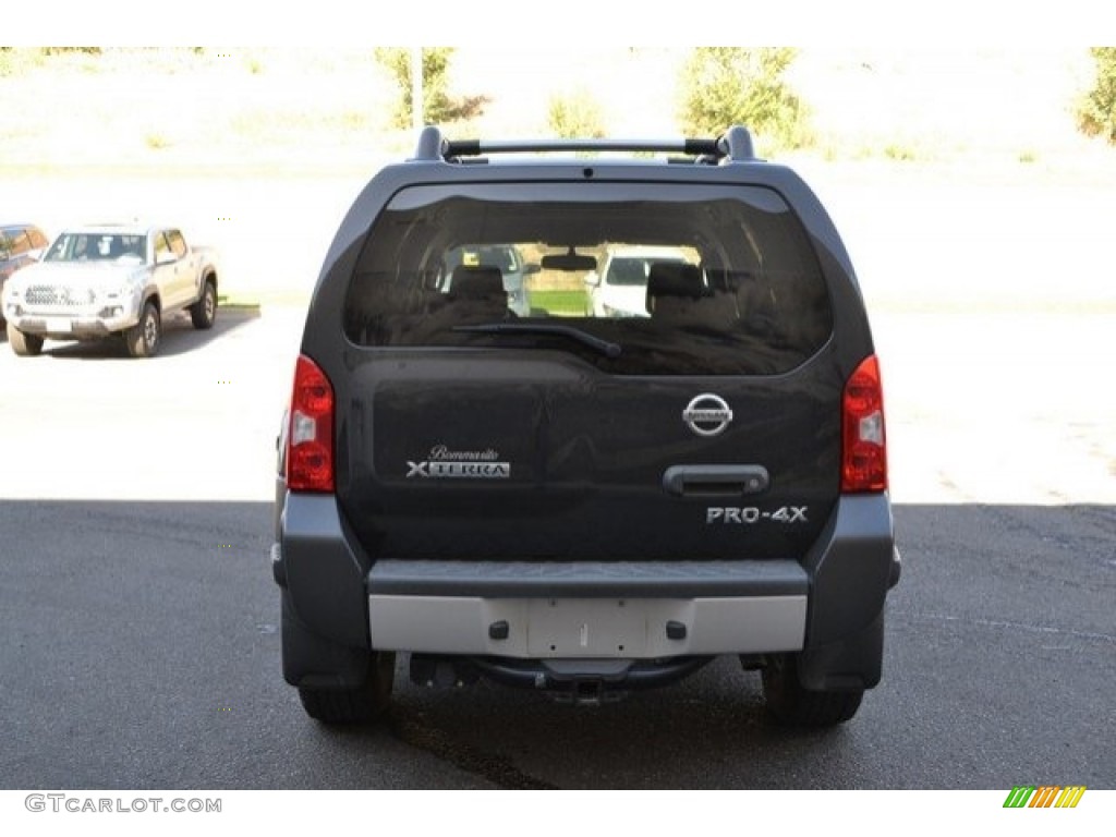 2011 Xterra Pro-4X 4x4 - Night Armor / Pro 4X Gray/Red photo #5
