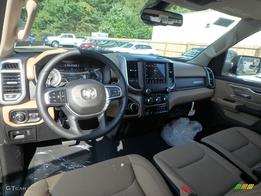 2019 1500 Big Horn Crew Cab 4x4 - Black Forest Green Pearl / Black/Light Mountain Brown photo #12