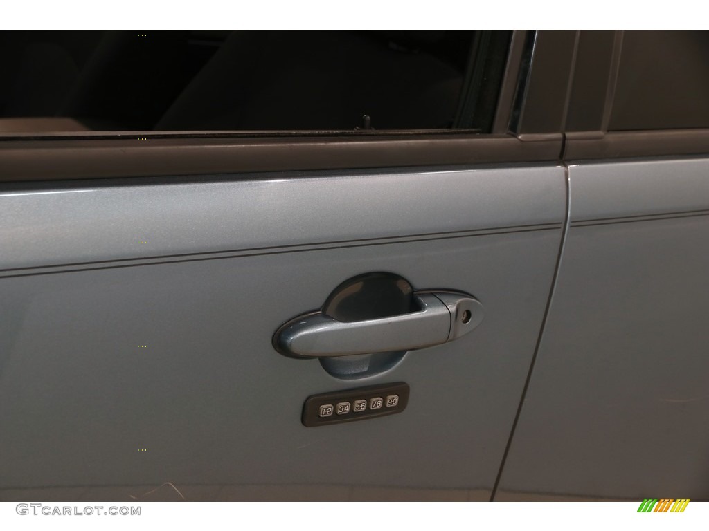 2010 Mariner I4 4WD - Steel Blue Metallic / Black photo #4