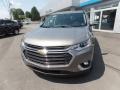 Pepperdust Metallic - Traverse LT AWD Photo No. 2
