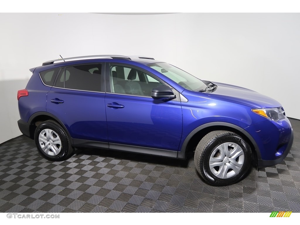 2015 RAV4 LE - Blue Crush Metallic / Black photo #4