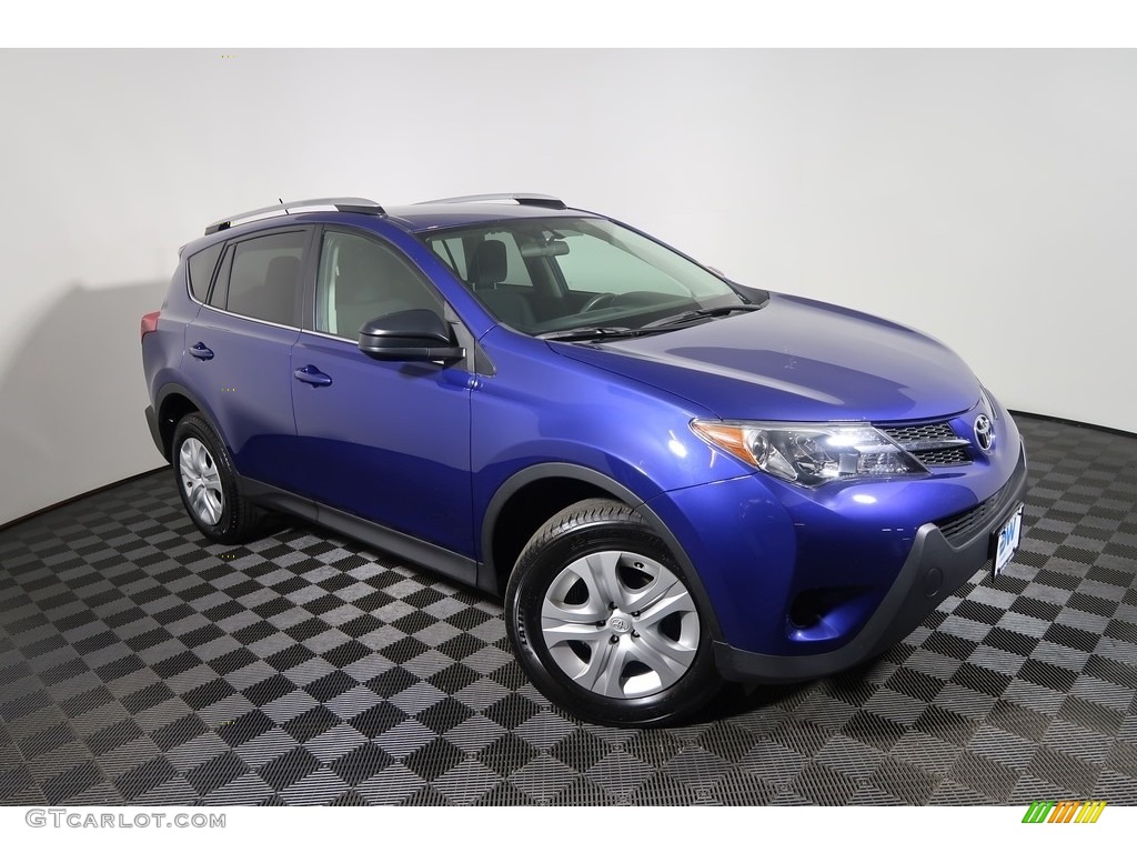 2015 RAV4 LE - Blue Crush Metallic / Black photo #5