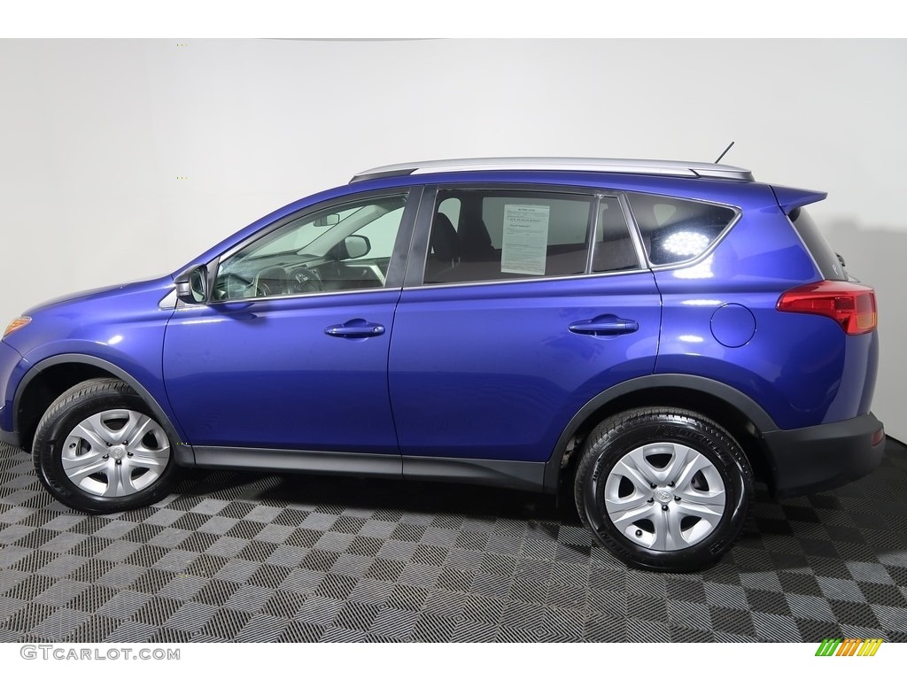 2015 RAV4 LE - Blue Crush Metallic / Black photo #9