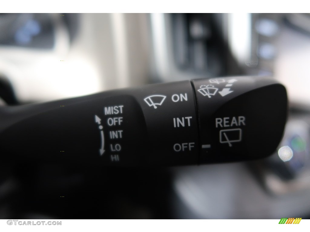 2015 RAV4 LE - Blue Crush Metallic / Black photo #41