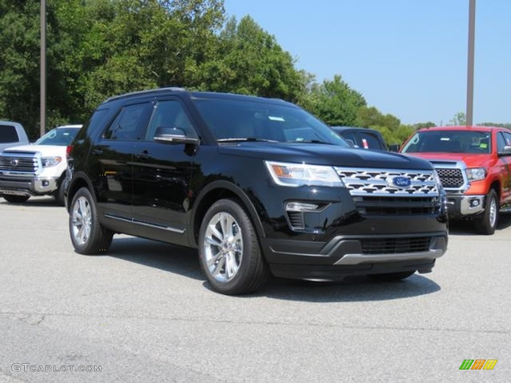 2018 Explorer XLT - Shadow Black / Ebony Black photo #1