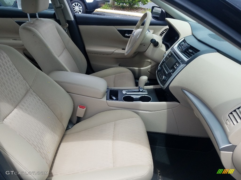 2017 Altima 2.5 SV - Super Black / Beige photo #12