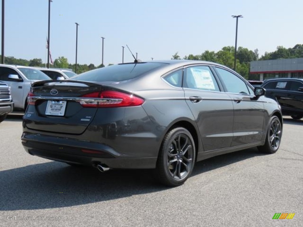 2018 Fusion SE - Magnetic / Ebony photo #22