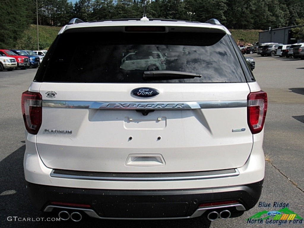 2018 Explorer Platinum 4WD - White Platinum / Medium Soft Ceramic photo #4