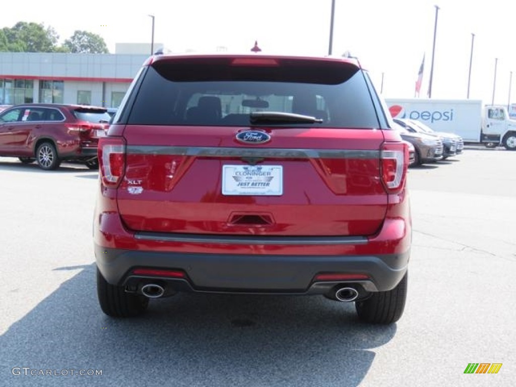 2018 Explorer XLT - Ruby Red / Ebony Black photo #25