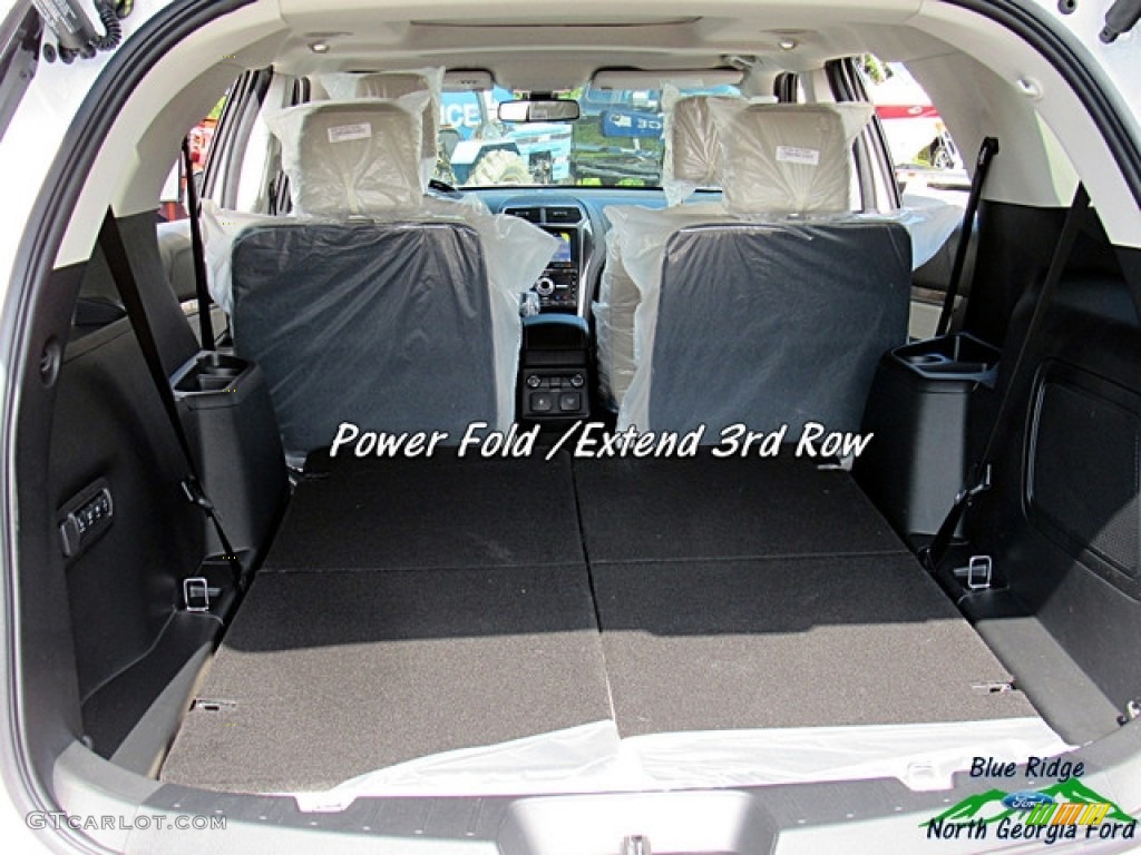 2018 Explorer Platinum 4WD - White Platinum / Medium Soft Ceramic photo #13