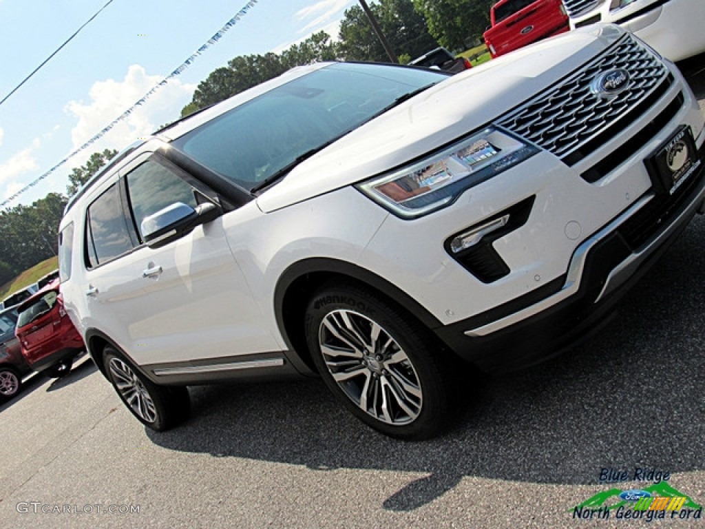 2018 Explorer Platinum 4WD - White Platinum / Medium Soft Ceramic photo #33