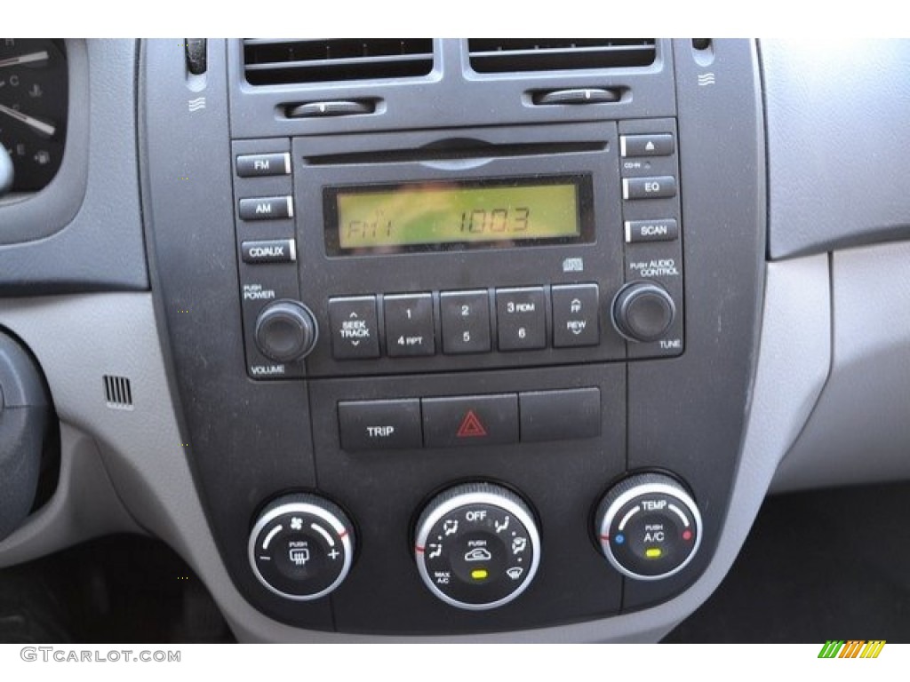 2008 Spectra EX Sedan - Ice Blue / Gray photo #11