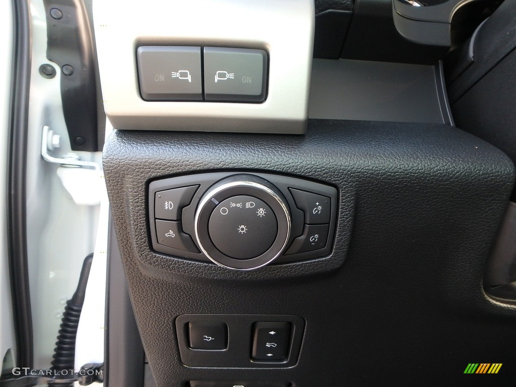 2019 Ford F250 Super Duty Lariat Crew Cab 4x4 Controls Photo #129096430