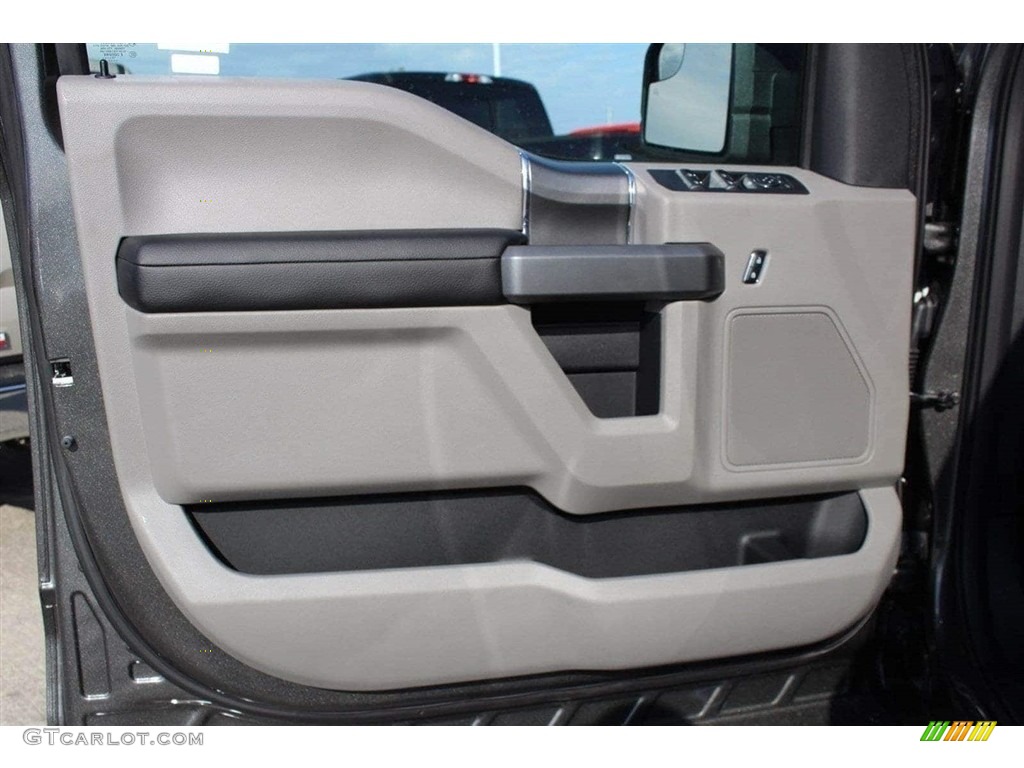 2018 F150 XLT SuperCrew - Magnetic / Earth Gray photo #8