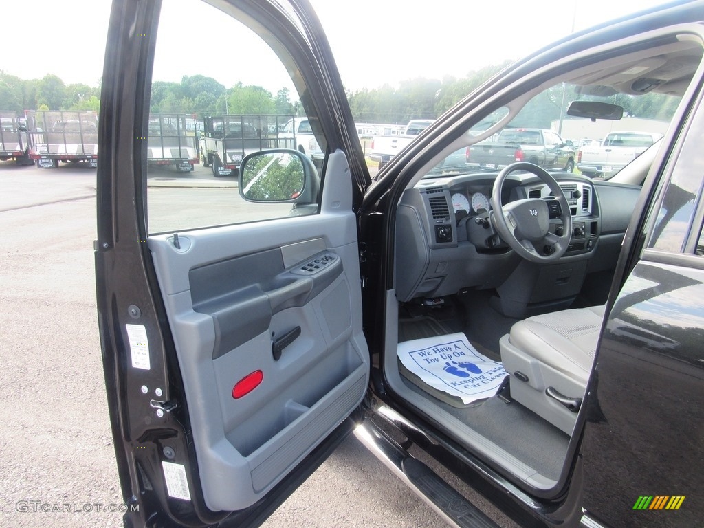 2008 Ram 1500 SLT Quad Cab - Brilliant Black Crystal Pearl / Medium Slate Gray photo #13