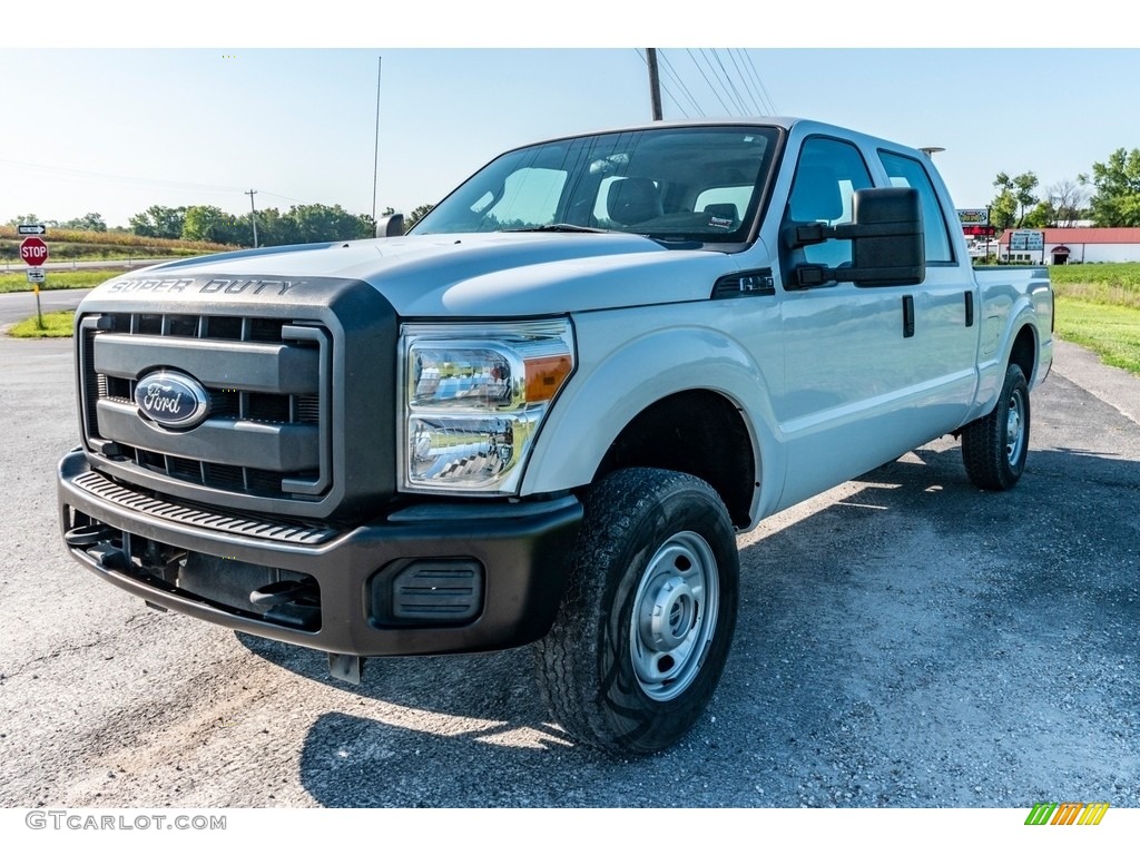 2015 F250 Super Duty XL Crew Cab 4x4 - Oxford White / Steel photo #8