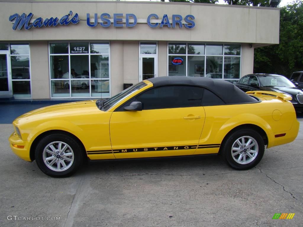 2006 Mustang V6 Premium Convertible - Screaming Yellow / Dark Charcoal photo #1