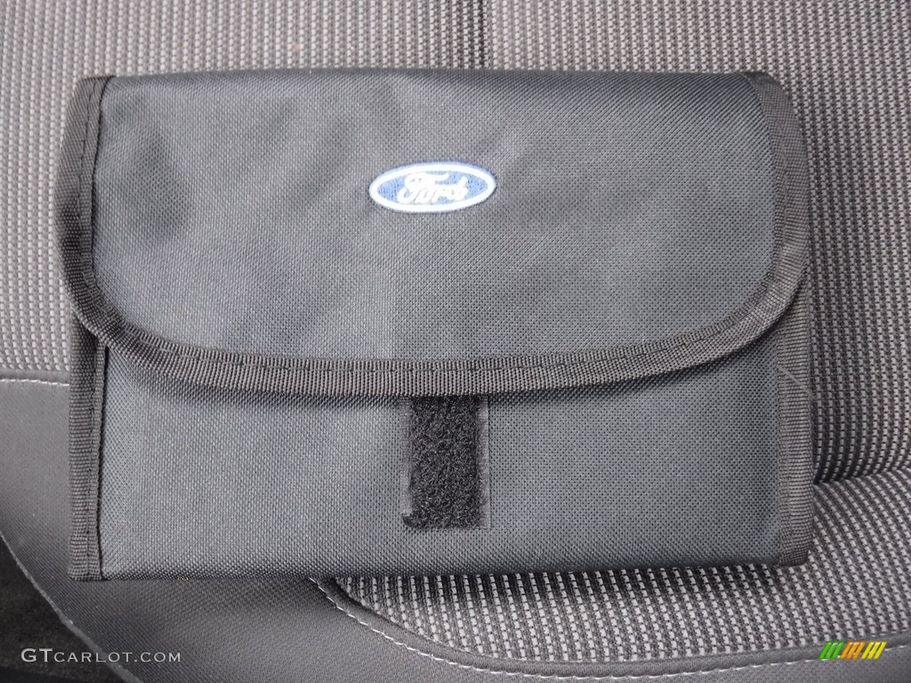 2013 Taurus SEL AWD - Ingot Silver Metallic / Charcoal Black photo #22