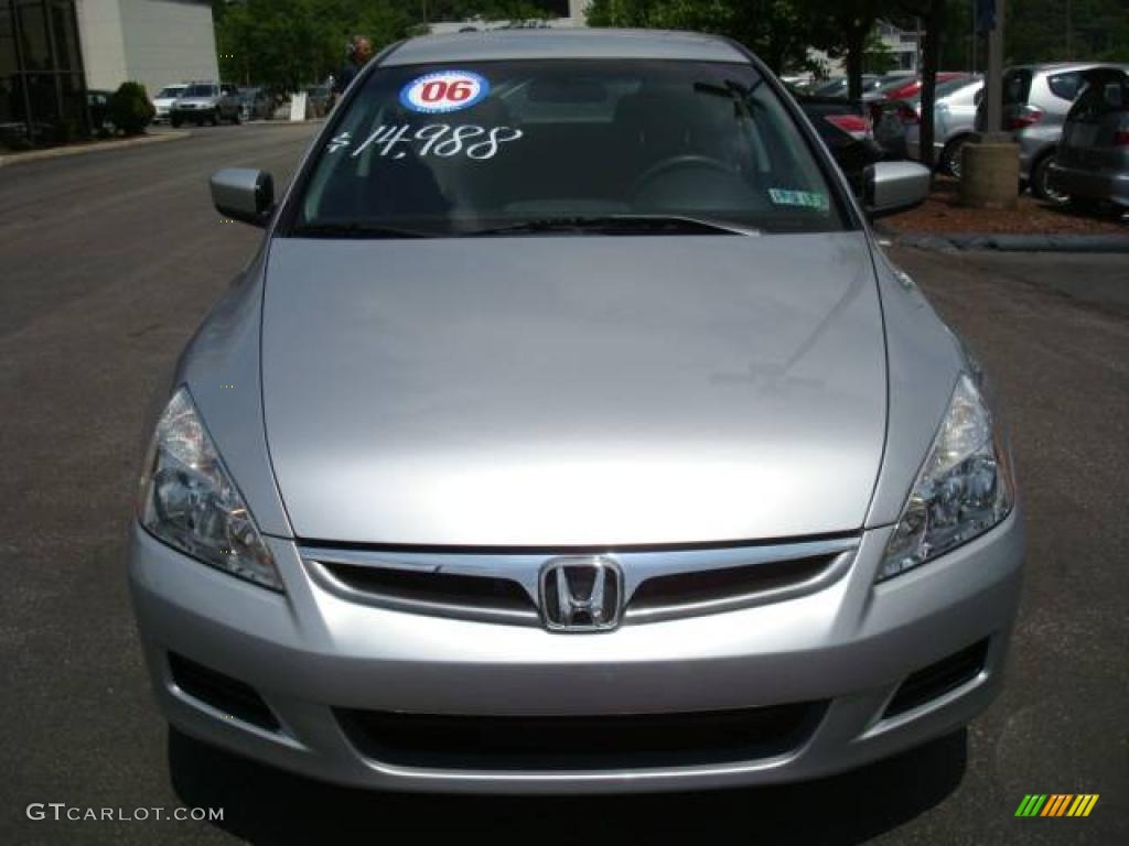 2006 Accord LX Sedan - Alabaster Silver Metallic / Black photo #6