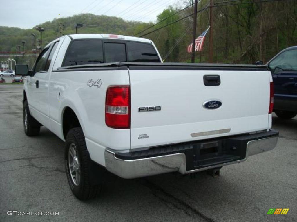 2006 F150 XLT SuperCab 4x4 - Oxford White / Medium Flint photo #4