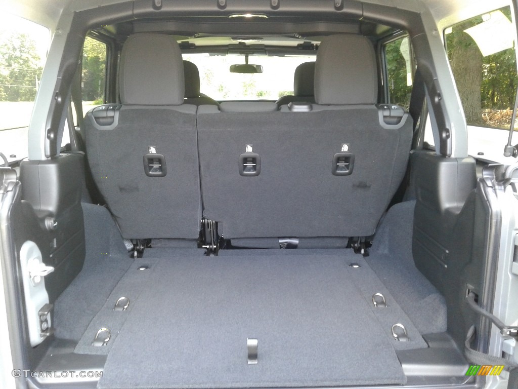 2018 Jeep Wrangler Unlimited Sport 4x4 Trunk Photos