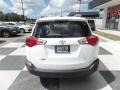 Super White - RAV4 LE Photo No. 4
