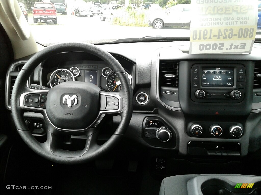 2019 1500 Tradesman Crew Cab - Bright White / Black photo #13