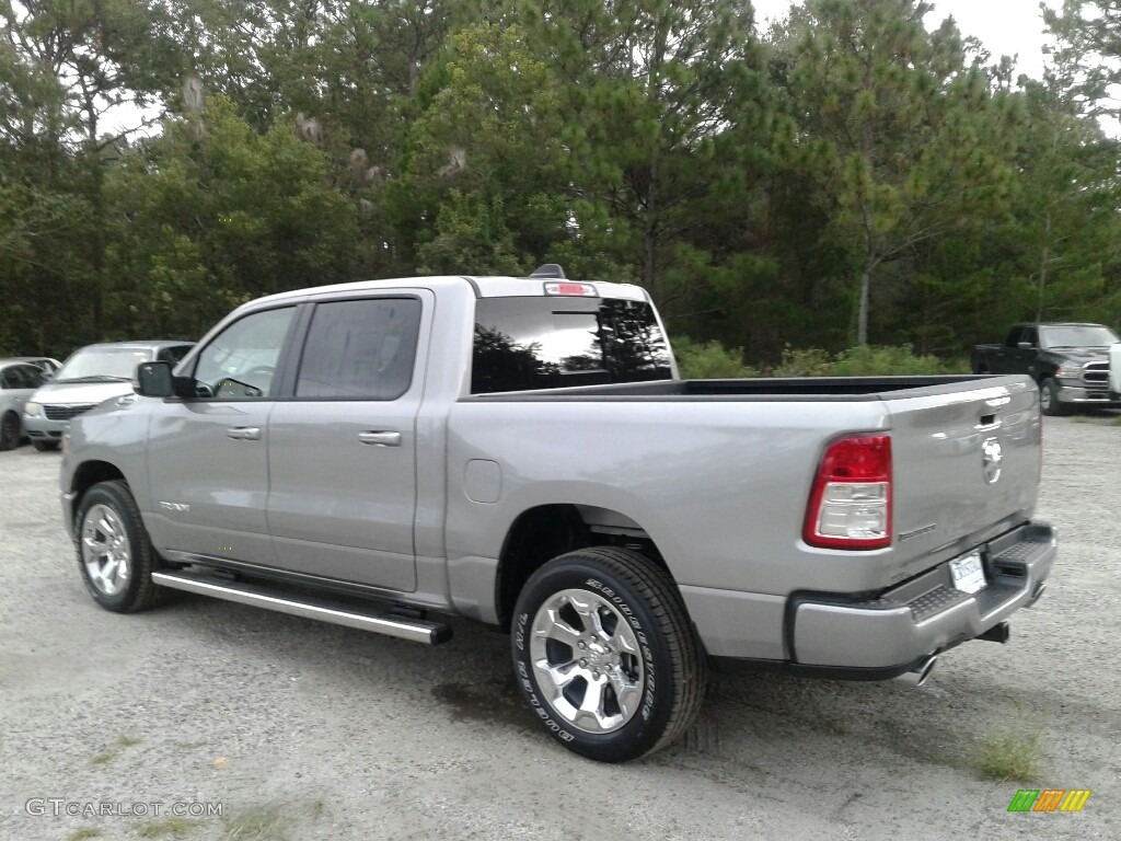 2019 1500 Big Horn Crew Cab - Billett Silver Metallic / Black/Diesel Gray photo #3