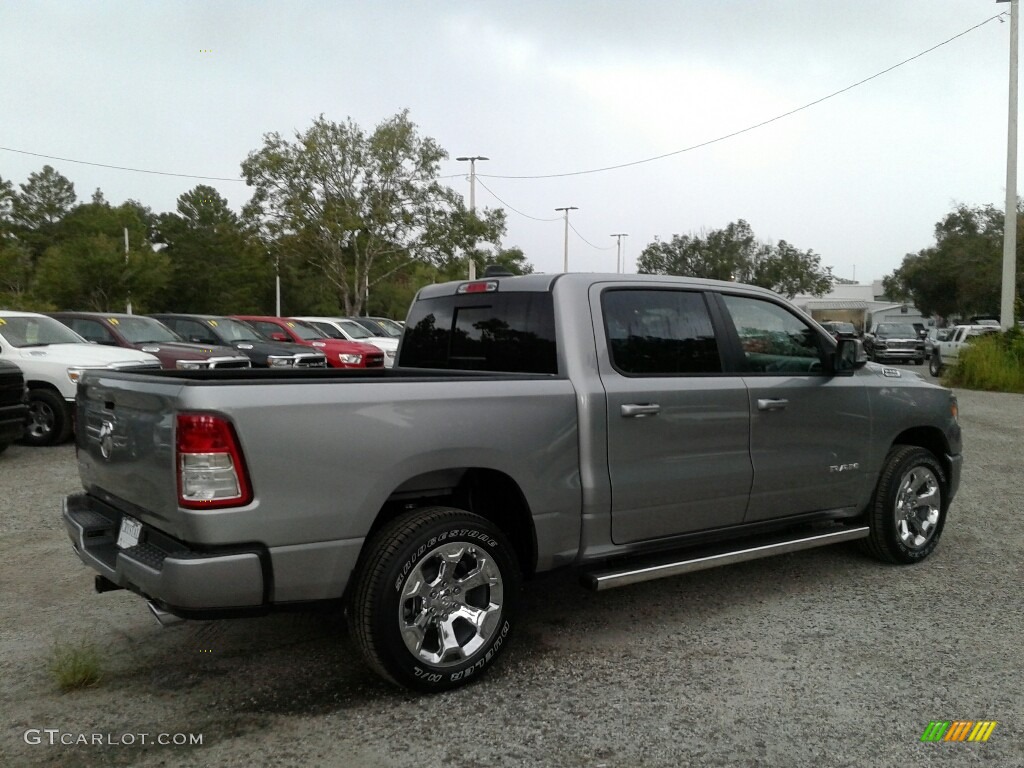 2019 1500 Big Horn Crew Cab - Billett Silver Metallic / Black/Diesel Gray photo #5