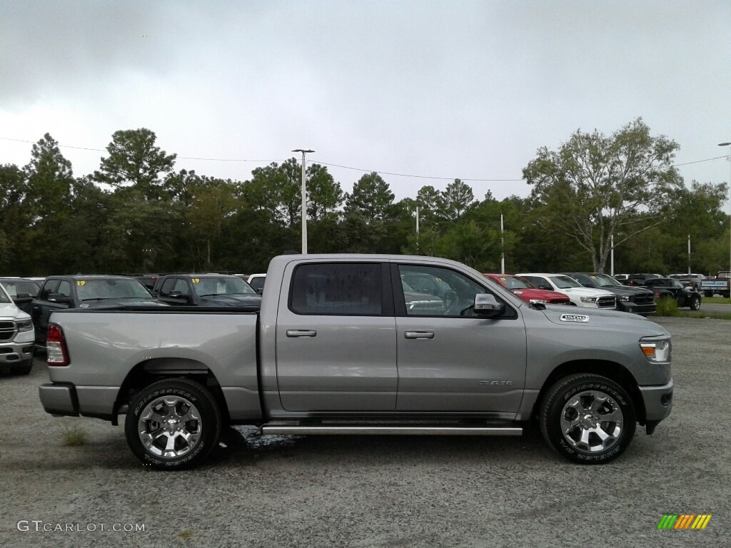 2019 1500 Big Horn Crew Cab - Billett Silver Metallic / Black/Diesel Gray photo #6