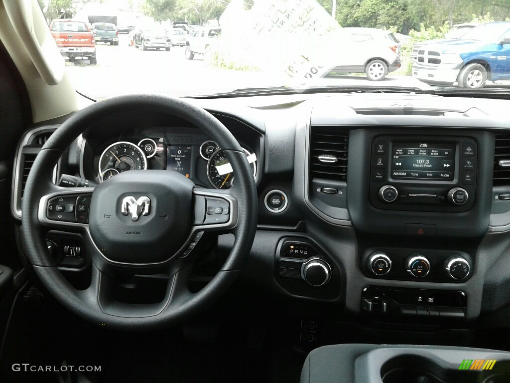 2019 1500 Tradesman Crew Cab - Billett Silver Metallic / Black/Diesel Gray photo #12